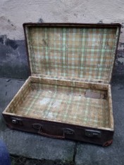 Geamantan de colec?ie foto