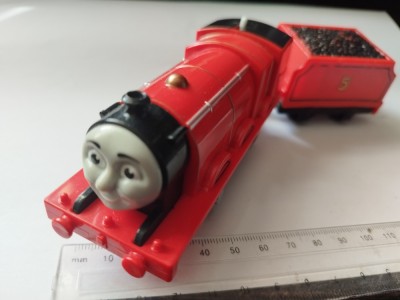 bnk jc Thomas &amp;amp; Friends Trackmaster Mattel 2013 - locomotiva James functionala foto