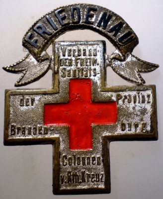 I.587 INSIGNA WWI GERMANIA CRUCEA ROSIE FRIEDENAU BRANDENBURG ROTHES KREUZ foto