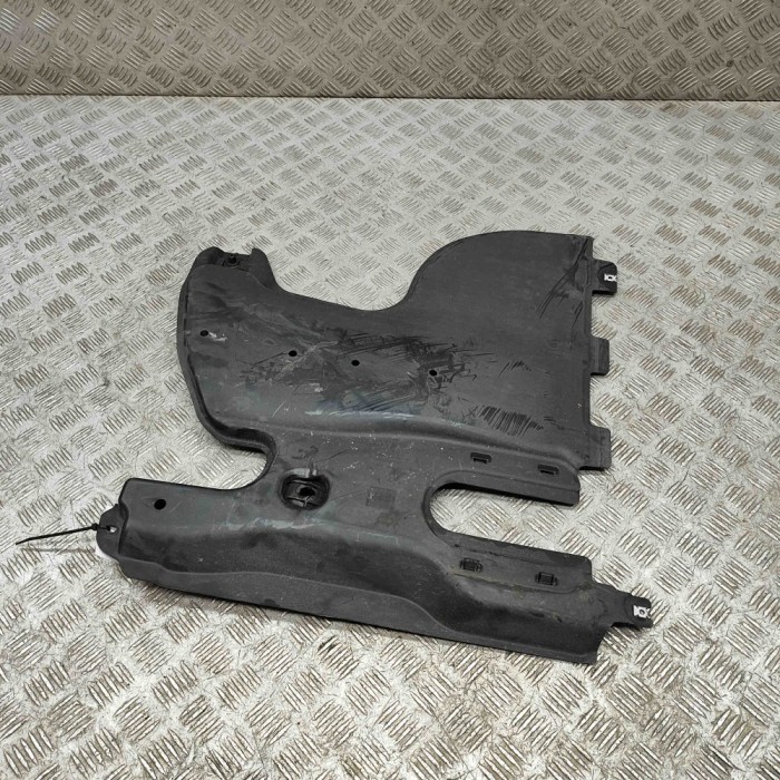 Scut motor st&acirc;nga spate VW TIGUAN AD1 2021 OEM: 5QF825206A