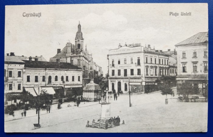 Bucovina - 1923 - Cernauti - Piata Unirii - printata, circulata, animata, 2 timbre intacte
