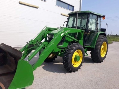 Tractor John Deere 5625 foto