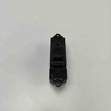Buton geam ușă st&acirc;nga spate MITSUBISHI LANCER VIII CY_A, CZ_A 2008 OEM: 8608A067,C8D-D610M | 30428599