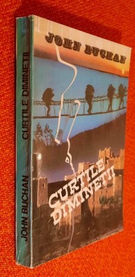 Curtile diminetii - John Buchan foto