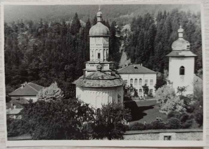 Manastirea Bistrita Neamt// fotografie anii &#039;50