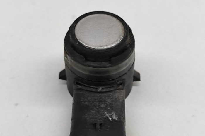 Senzor de parcare spate BMW 5 G30 2019 OEM: 9283200 22894714