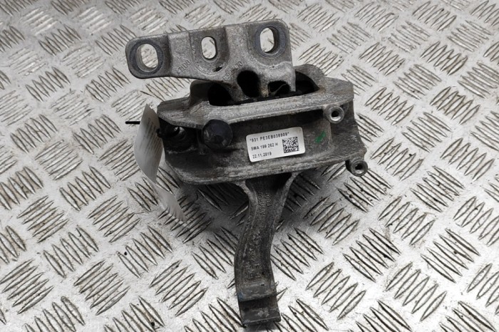 VW PASSAT Variant B8 3G5 2020 OEM: 5WA199262H SKU: 30206701