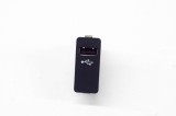 Port USB/AUX-In BMW i3 I01 2020 OEM: 6820397 14044874