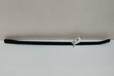 Ornament vertical parbriz dreapta BMW iX I20 2022 OEM: 7954434 | 30693831 foto