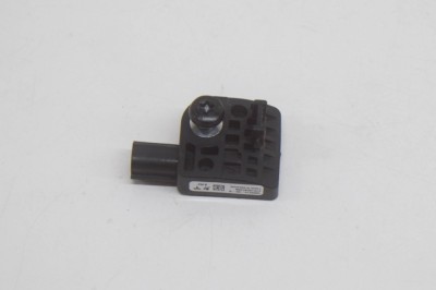 Senzor de impact dreapta față TESLA MODEL S 2017 OEM: 1005274-00-B 12563916 foto
