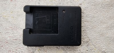 INCARCATOR FOTO CASIO MODEL BC-60L foto
