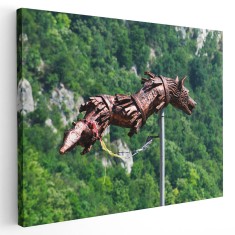 Tablou steagul dacic, cap de lup, sculptura bronz, maro, verde 1720 Tablou canvas pe panza CU RAMA 20x30 cm