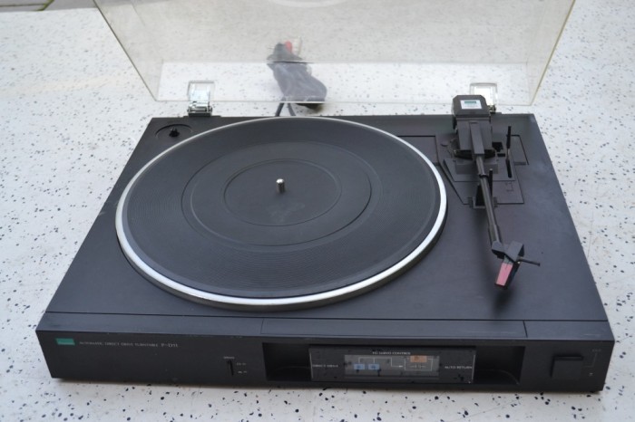 Pick up Sansui P-D 11