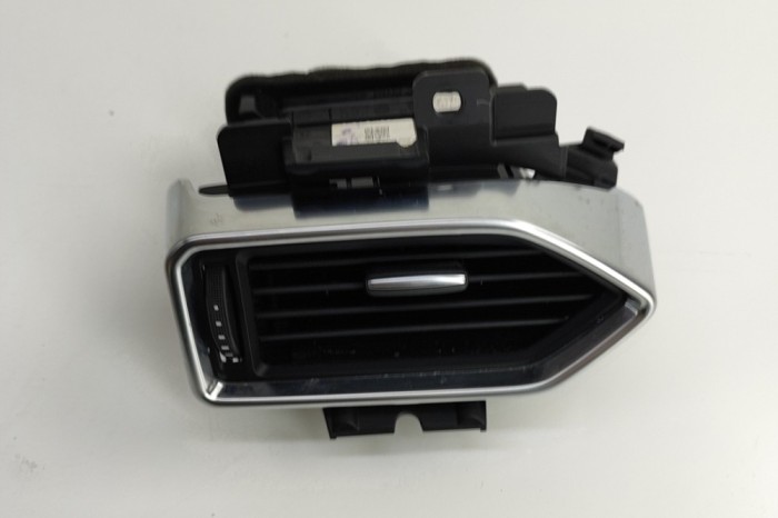 Gura de ventilație planșa de bord MAZDA CX-5 KF 2021 OEM: K123-64-830C,K123-64-830C-02 | 29828290