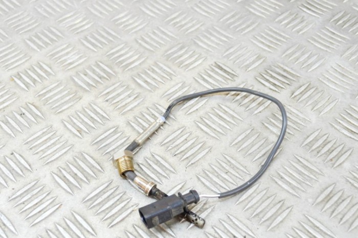 Senzor de temperatură AUDI A4 Allroad 8WH, B9 2017 OEM: 4M0906088AD 15417397