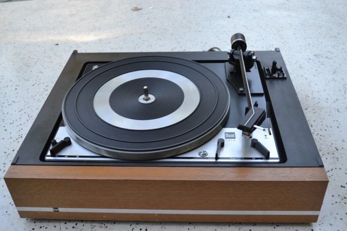 Pick up Dual model 1215