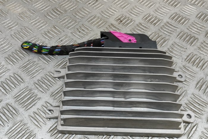 Amplificator de sunet AUDI A5 F53 2024 OEM: 8Y0035465A 30333084