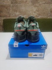 Adidas NMD V3 foto