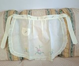 Sort de bucatarie Vintage din bumbac cu broderie manuala florala