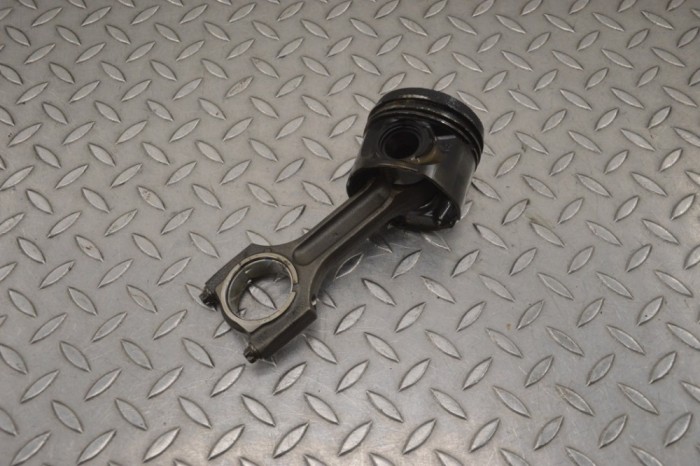 Piston BMW X5 E70 2007 OEM: 512K99 21707062