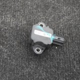 Senzor de impact dreapta față TESLA MODEL S 2017 OEM: 1005275-00-A 4120276