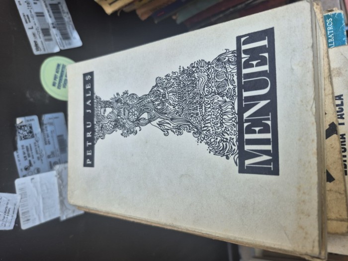 Menuet vintage