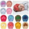 Caciulita tip turban cu floricele cu perlute aplicate (Marime Disponibila: 6-9