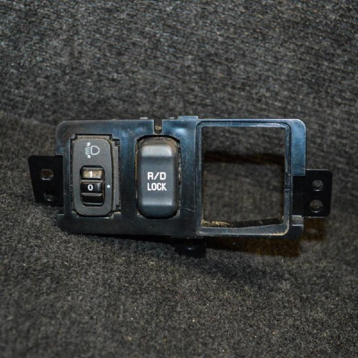 Alt modul de control MITSUBISHI L 200 / TRITON KA_T, KB_T 2008 1545506