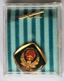 CHINA - insigna superba in cutie ( sigilata) din plastic