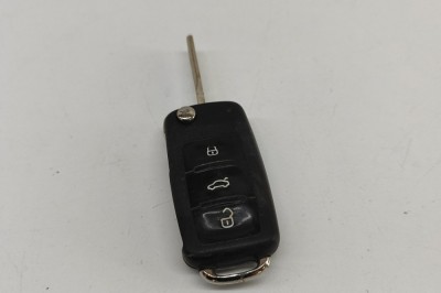 Cheie de contact SKODA SUPERB II Estate 3T5 2011 OEM: 3T0837202C,5FA010413-01 29358830 foto