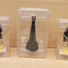 3 figurine Lord of the Rings Piese Sah plumb pictate manual in cutii