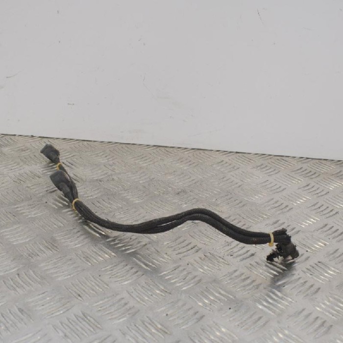 Senzor de detonație motor MERCEDES-BENZ C Coupe C204 2013 OEM: A2769050300 2873687