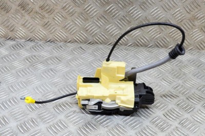 &amp;Icirc;ncuietoare ușă dreapta spate VOLVO XC40 536 2021 OEM: E44319-100,32131411 17617803 foto