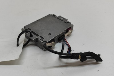 Amplificator de antena AUDI A5 F53 2017 OEM: 4M0035456A 31227211 foto