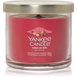 Yankee Candle Santa On Skis lum&acirc;nare parfumată Signature 122 g