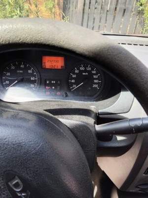Vand Dacia Logan 2006 diesel 1.5 dci fara AC foto