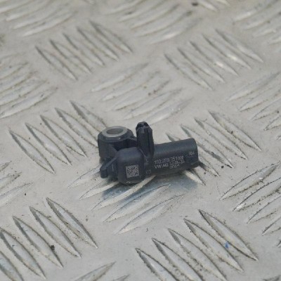 Senzor de impact st&amp;acirc;nga spate VW POLO 6R, 6C 2009 OEM: 1S0959351 | 2582823 foto