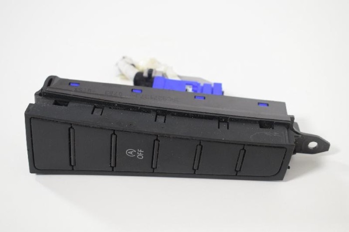 Panou de butoane VW PASSAT Variant B7 365 2013 OEM: 3AC927137J | 3203546
