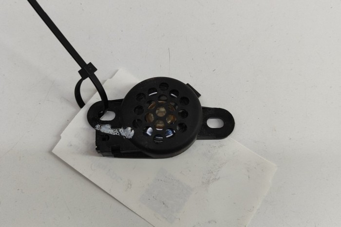 Difuzor senzor de parcare PDC VW SHARAN 7N1, 7N2 2011 OEM: 8E0919279 30643027
