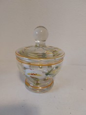 DD- Bomboniera de sticla picatata manual Romaneasca anii 80, decor cu flori
