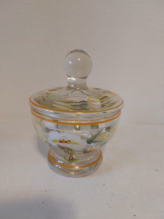 DD- Bomboniera de sticla picatata manual Romaneasca anii 80, decor cu flori