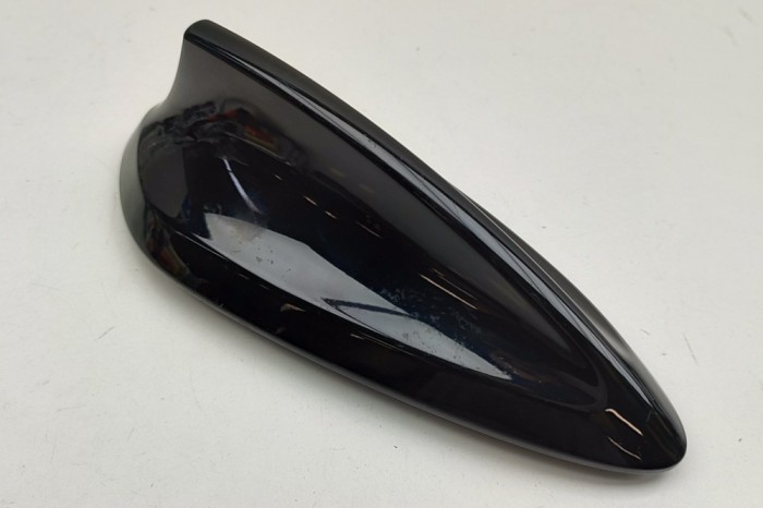 Antena BMW 3 G20, G28 2022 OEM: 6826326,9364617 31205564