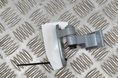 Balama ușă dreapta spate BMW X7 G07 2022 OEM: 7333062 24984117 foto