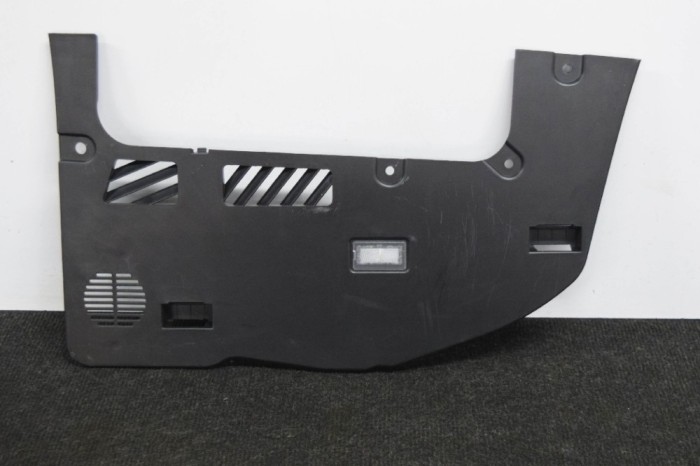 Ornament inferior planșa de bord TESLA MODEL 3 2018 OEM: 1130978-00-B 11260101