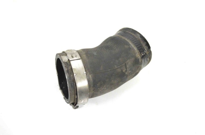 Furtun intercooler VW CC 358 2012 OEM: 5N0145828E