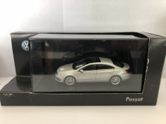 Macheta Volkswagen Passat CC 1/43 Schuco foto