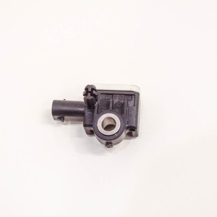 Senzor de impact st&acirc;nga față TESLA MODEL X 2018 OEM: 1060058-00-A | 10037667