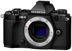 Aparat Foto Mirrorless Olympus E-M5II, Body, 16 MP, Filmare Full HD (Negru) foto