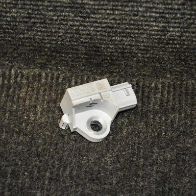Senzor de impact dreapta spate MAZDA 6 Hatchback GH 2010 OEM: GDK4-057KC0 2046088 foto