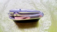 G950-Bricheta RONSON Varaflame alama cromata 7/ 4,5 cm stare buna, nepusa la punct din lipsa de mester. Se vinde ca piesa de colectie.
